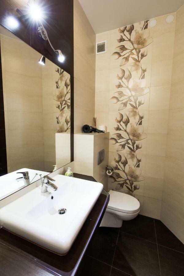 Apartamenty Eden Ustrzyki Dolne Exterior foto